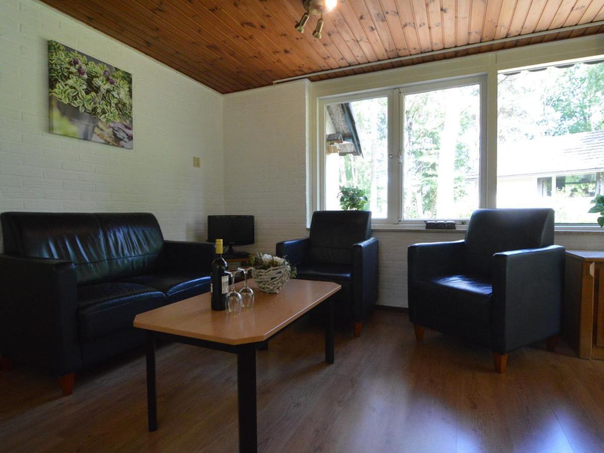 Detached Bungalow With Lovely Covered Terrace In A Nature Rich Holiday Park Stramproy Esterno foto
