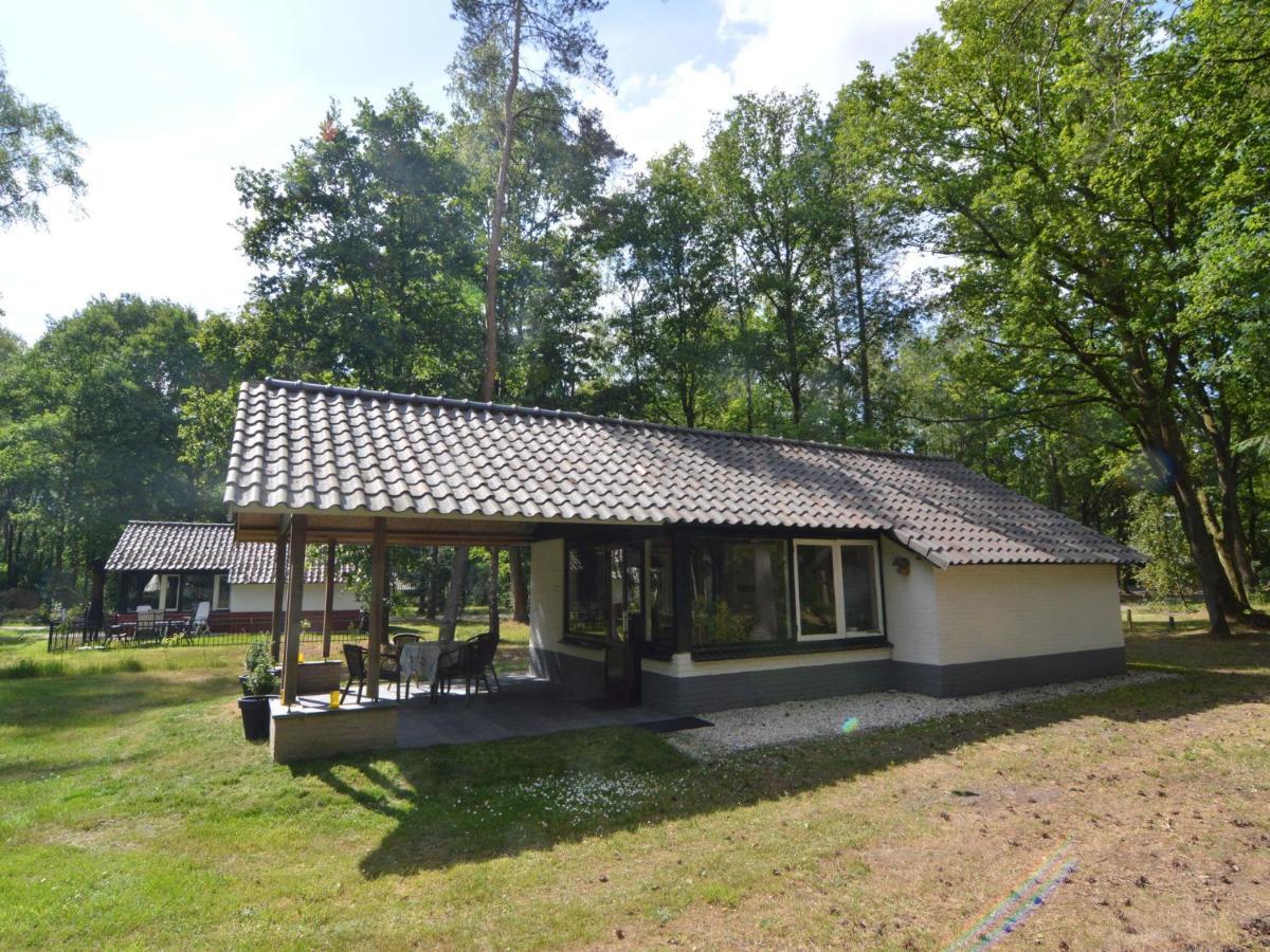 Detached Bungalow With Lovely Covered Terrace In A Nature Rich Holiday Park Stramproy Esterno foto