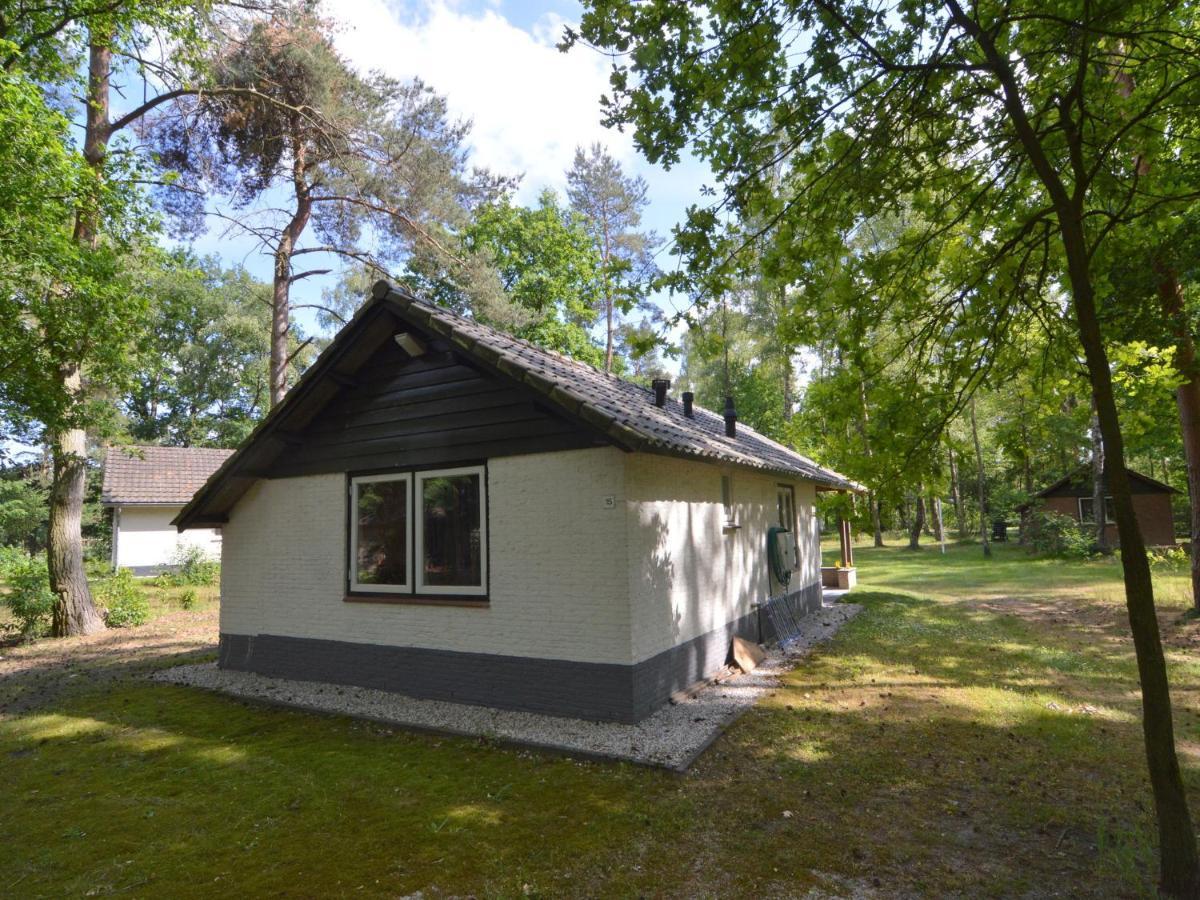 Detached Bungalow With Lovely Covered Terrace In A Nature Rich Holiday Park Stramproy Esterno foto