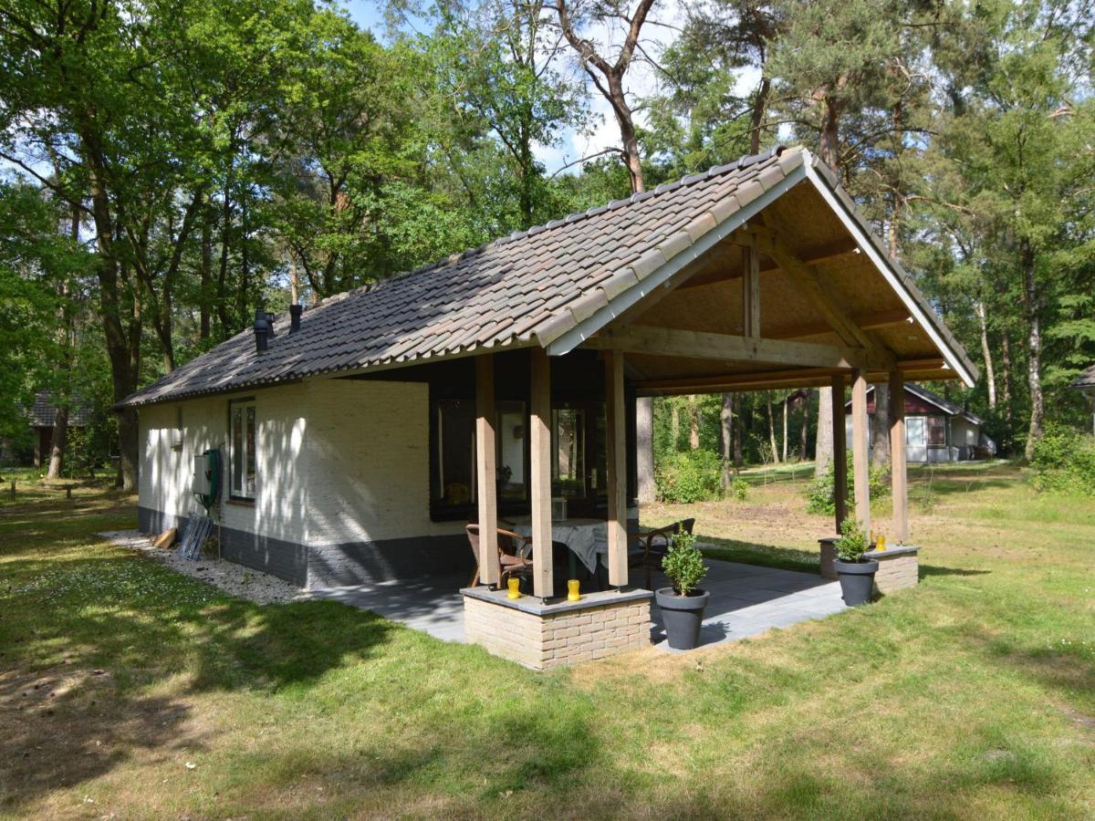 Detached Bungalow With Lovely Covered Terrace In A Nature Rich Holiday Park Stramproy Esterno foto