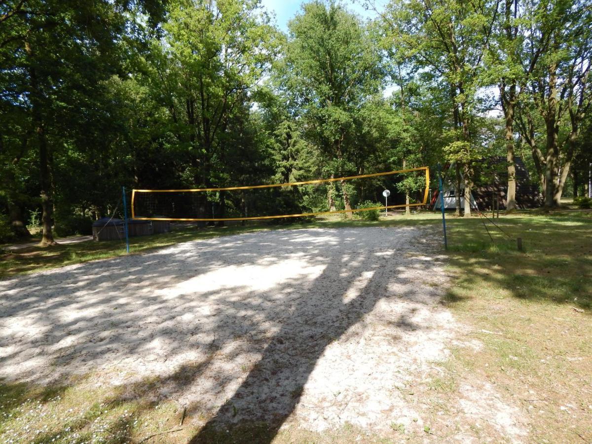 Detached Bungalow With Lovely Covered Terrace In A Nature Rich Holiday Park Stramproy Esterno foto